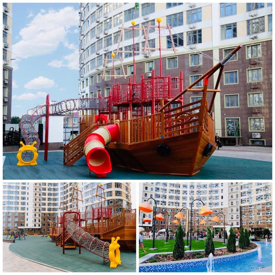 Arcadia Sunrise Sea View Apartment 오데사 외부 사진